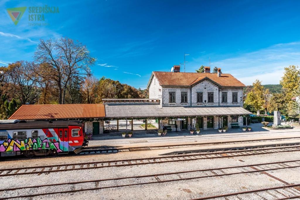 Villa Patrick-Luxury Stone House In The Center Of Istria Pazin Dış mekan fotoğraf